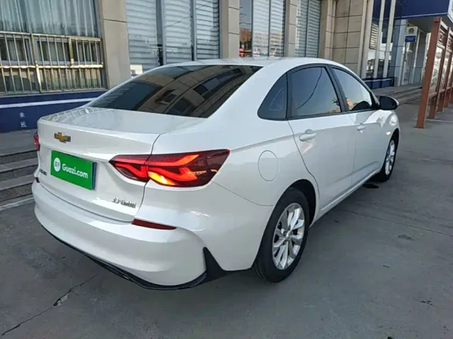 Chevrolet Monza — Фото автомобиля 6