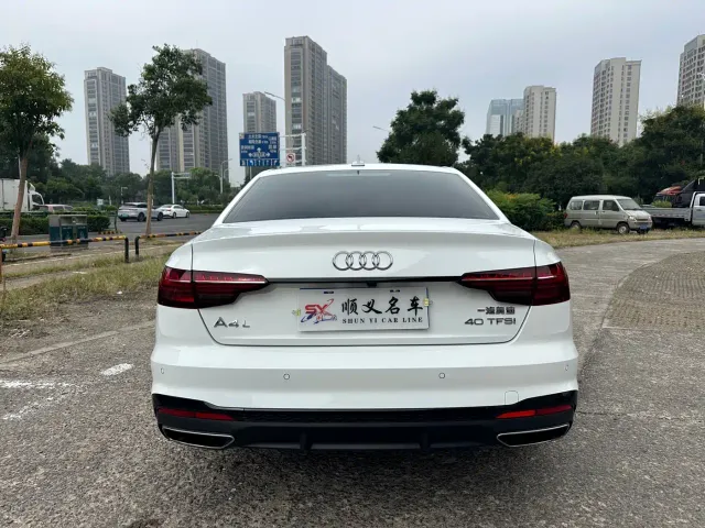 Audi A4L — Фото автомобиля 4