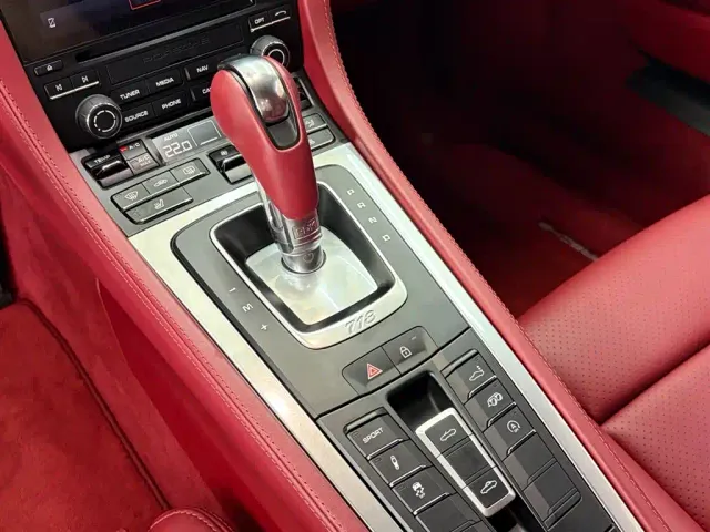 Porsche 718 — Фото автомобиля 5