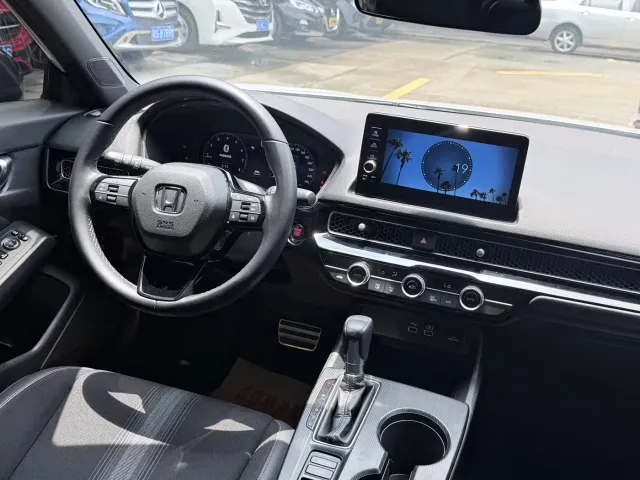 Honda Civic — Фото автомобиля 6