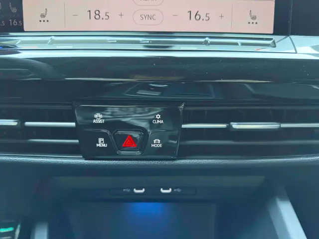 Volkswagen Golf 2023 280TSI DSG R-Line Lite — Фото автомобиля 19