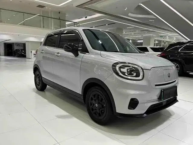 Leapmotor T03 — Фото автомобиля 3