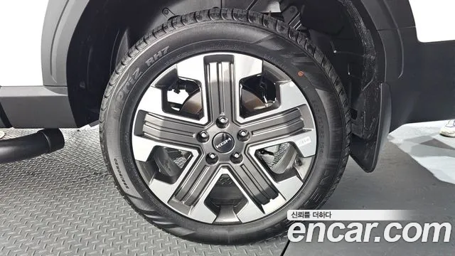 KG_Mobility_Ssangyong Musso Musso (Q300) Дизель 2.2 4WD — Фото автомобиля 17