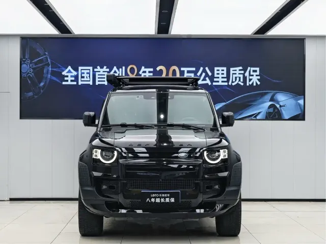 Land Rover Defender — Фото автомобиля 2