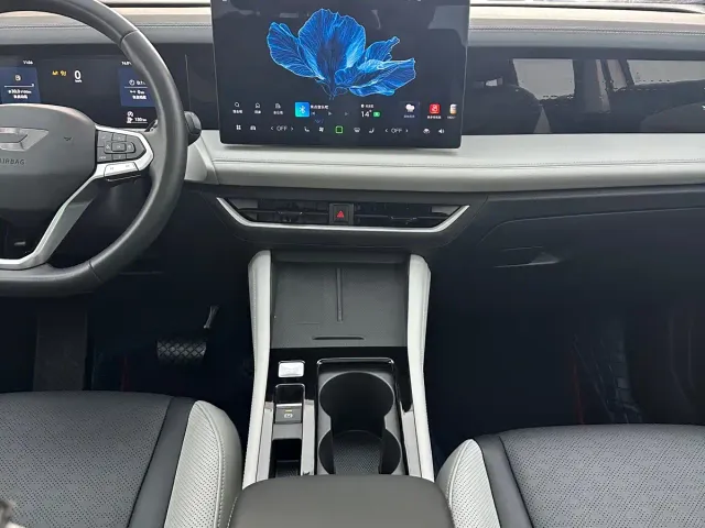 Jetta VS8 — Фото автомобиля 14