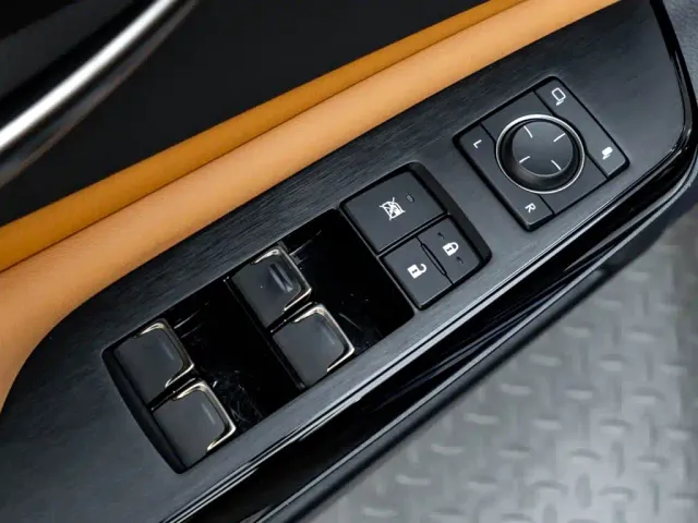 Lexus ES — Фото автомобиля 26