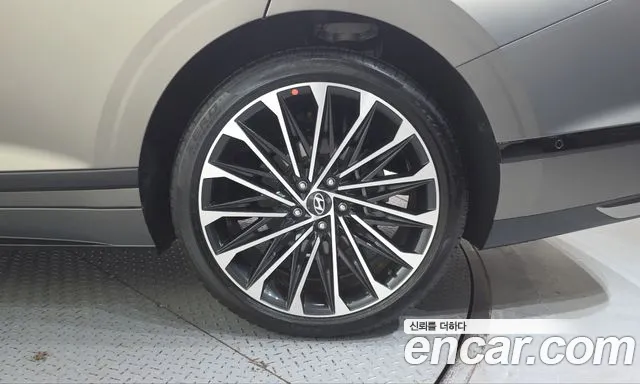 Hyundai Grandeur GN7 — Фото автомобиля 6