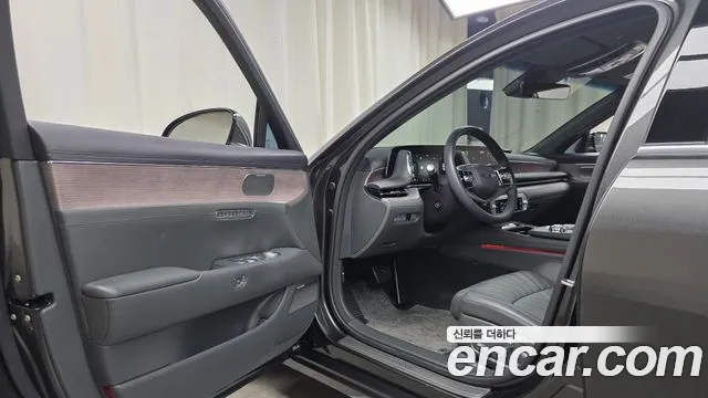 Genesis G90 Бензин 3.5 турбо AWD — Фото автомобиля 6