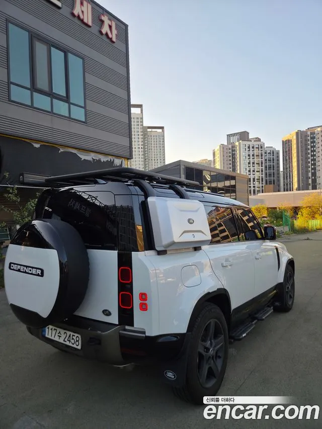 Land Rover Defender L663 — Фото автомобиля 3