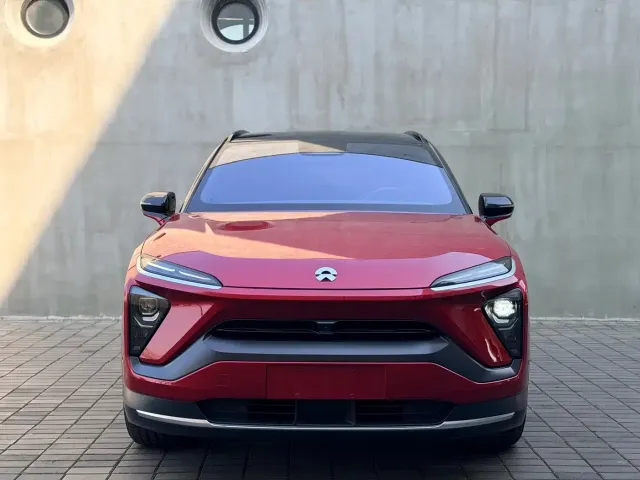 Nio ES6 — Фото автомобиля 2