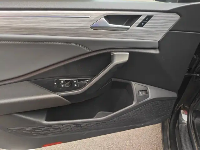 Volkswagen Sagitar — Фото автомобиля 6