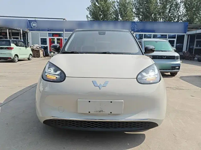 Wuling Bingo — Фото автомобиля 2