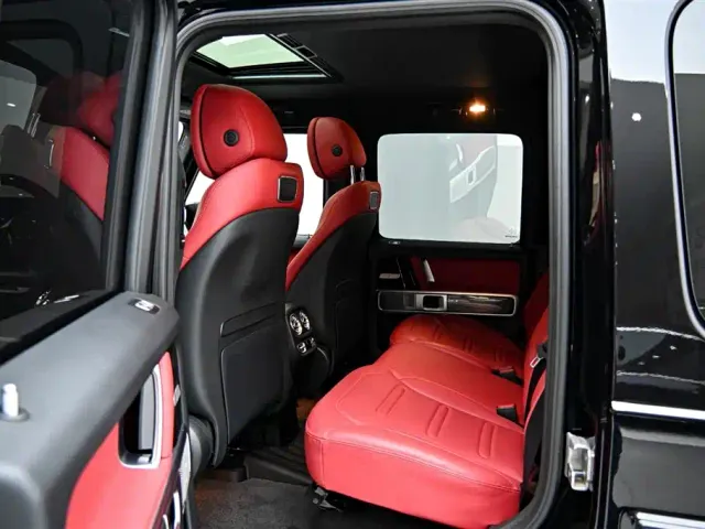 Mercedes-Benz G-Class — Фото автомобиля 12