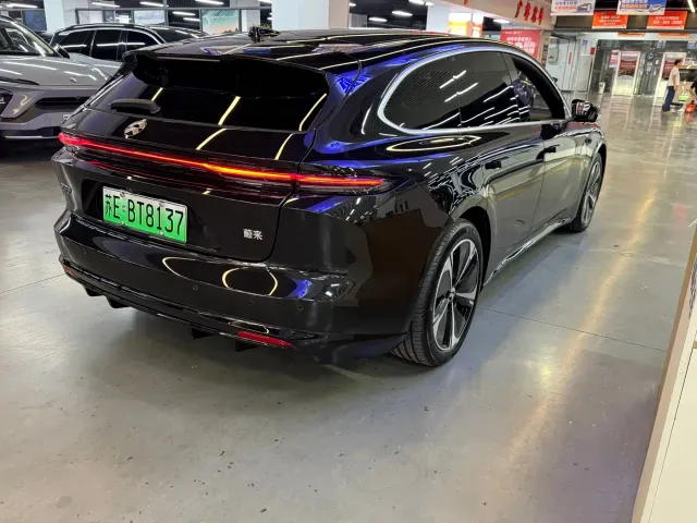 Nio ET5 Touring — Фото автомобиля 6