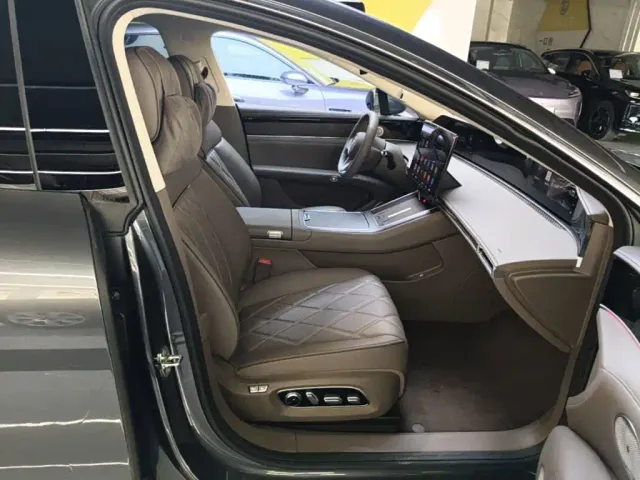 Stelato S9T — Фото автомобиля 24