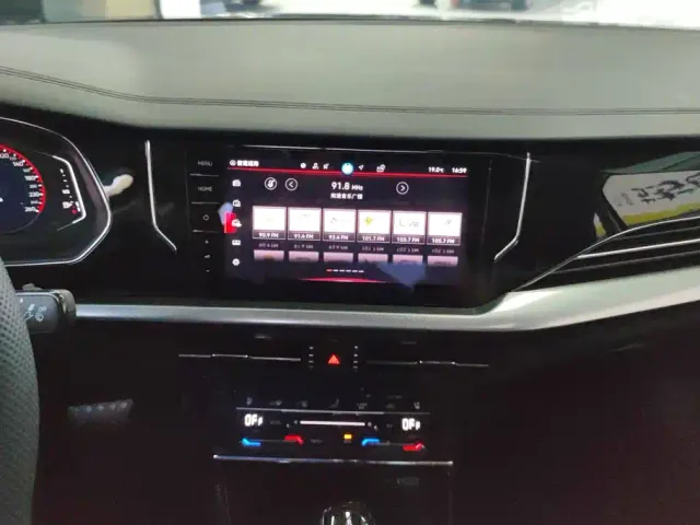 Volkswagen Passat — Фото автомобиля 13