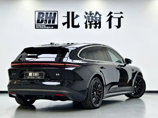 Nio ET5 Touring — Фото автомобиля 6
