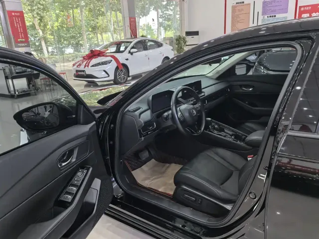 Honda Inspire — Фото автомобиля 4