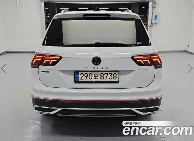Volkswagen Tiguan — Фото автомобиля 3
