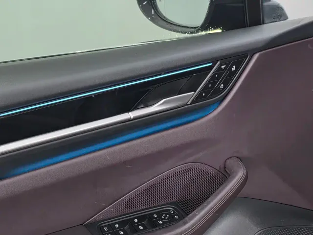 Porsche Macan EV — Фото автомобиля 6