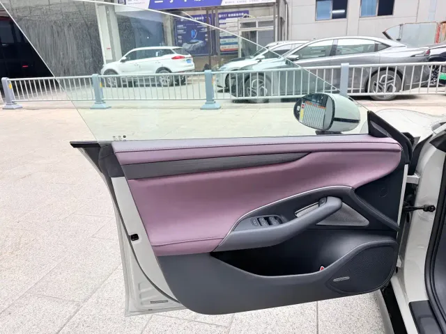 Xiaomi SU7 — Фото автомобиля 6