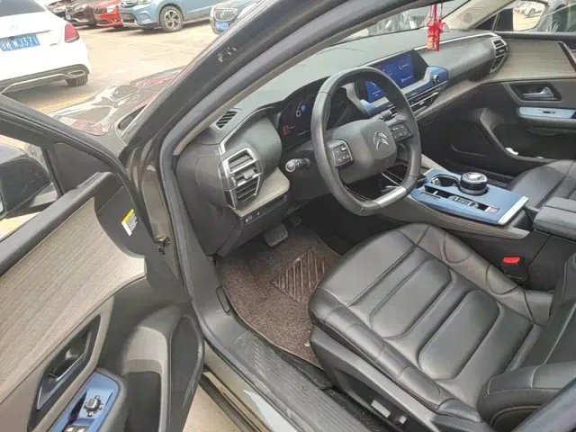 Citroen C5 X — Фото автомобиля 15