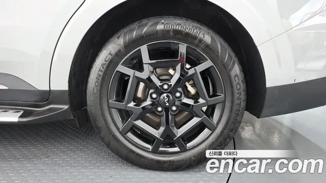Kia Carnival Generation 4 — Фото автомобиля 6