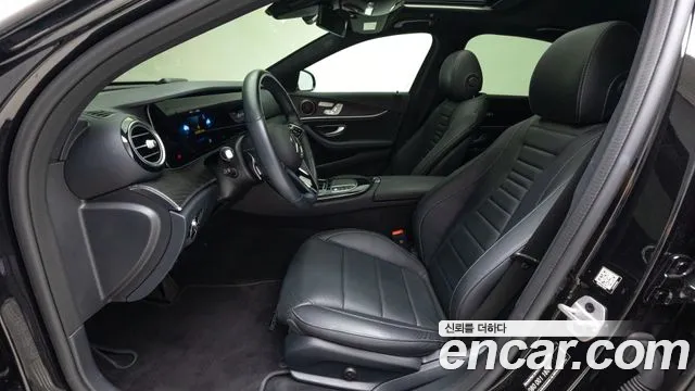 Mercedes-Benz E-Class W213 — Фото автомобиля 14