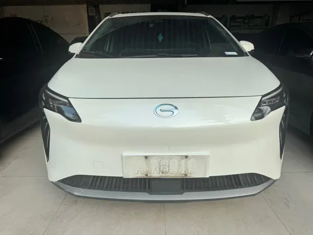 GAC Aion Y — Фото автомобиля 2