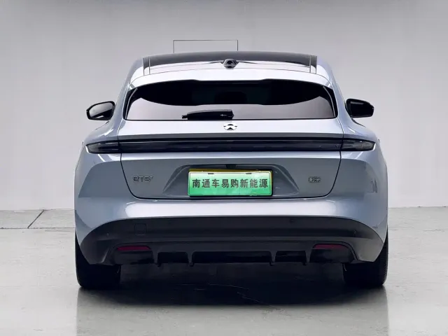 Nio ET5 Touring — Фото автомобиля 4