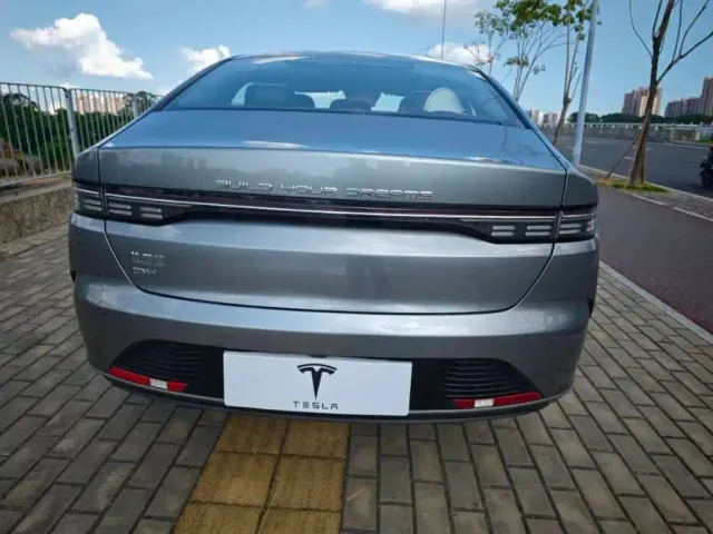 BYD Destroyer 05 — Фото автомобиля 8
