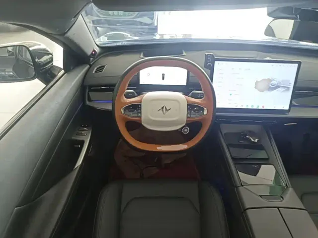 Dongfeng eπ 007 — Фото автомобиля 10