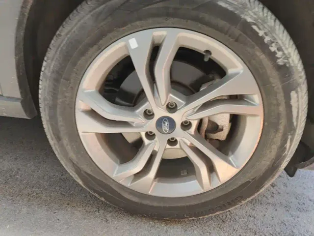 Ford Lingrui 2022 EcoBoost 170 Platinum — Фото автомобиля 24