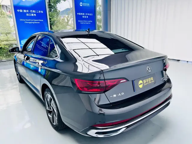 Volkswagen Sagitar — Фото автомобиля 8