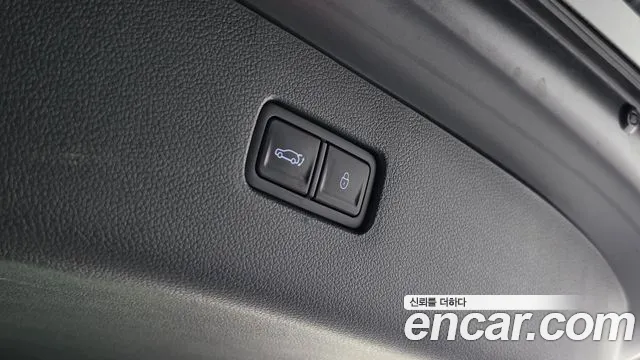 Genesis GV80 — Фото автомобиля 27