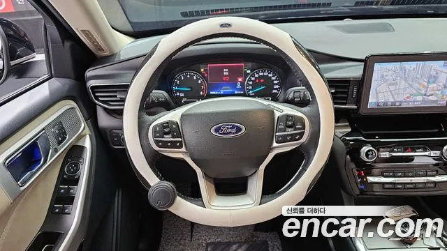 Ford Explorer Explorer 6 поколение — Фото автомобиля 13
