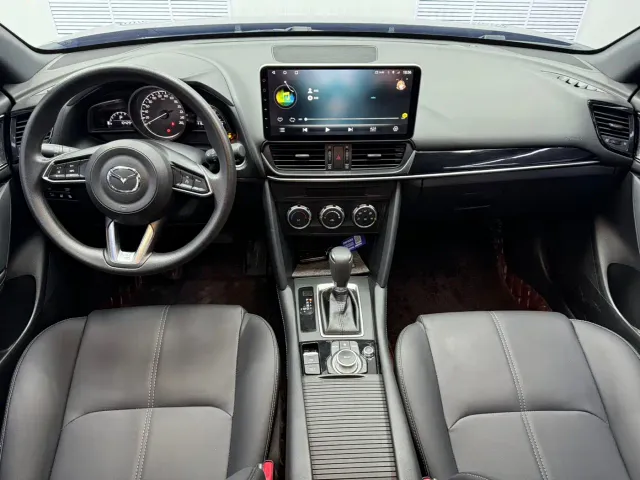 Mazda CX-4 — Фото автомобиля 10