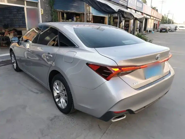 Toyota Avalon 2019 2.0L Progressive Edition (China VI) — Фото автомобиля 4
