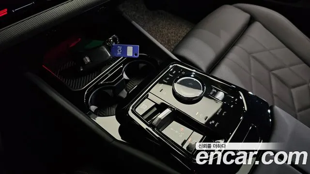 BMW 5 Series G60 — Фото автомобиля 9