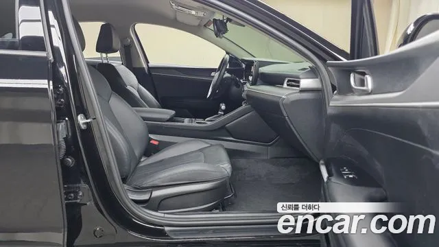 Kia K5 K5 3 поколение 2.0 LPI(Для проката) — Фото автомобиля 26