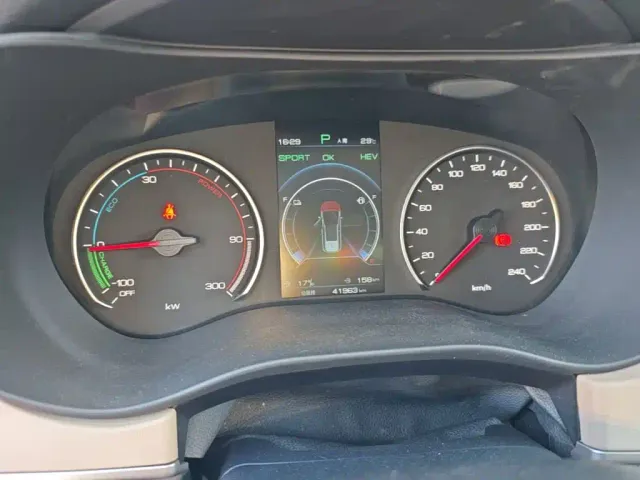 BYD Song MAX — Фото автомобиля 7