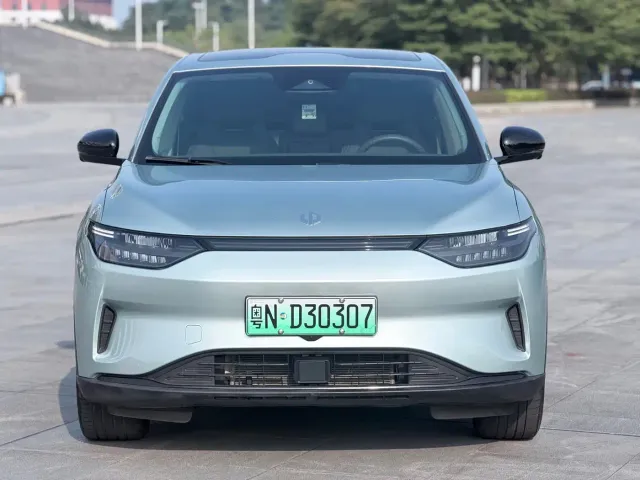 Leapmotor C11 — Фото автомобиля 2