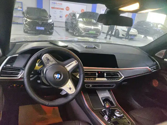 BMW X5 — Фото автомобиля 5