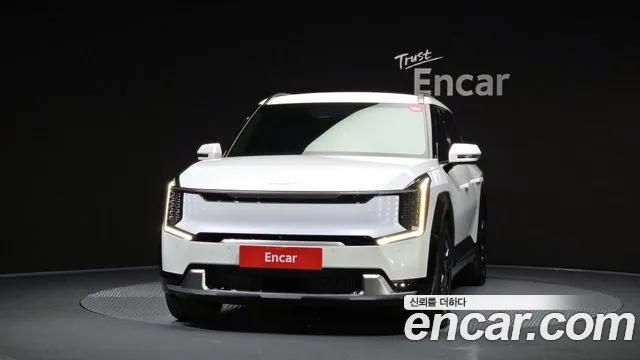 Kia EV9 — Фото автомобиля 3