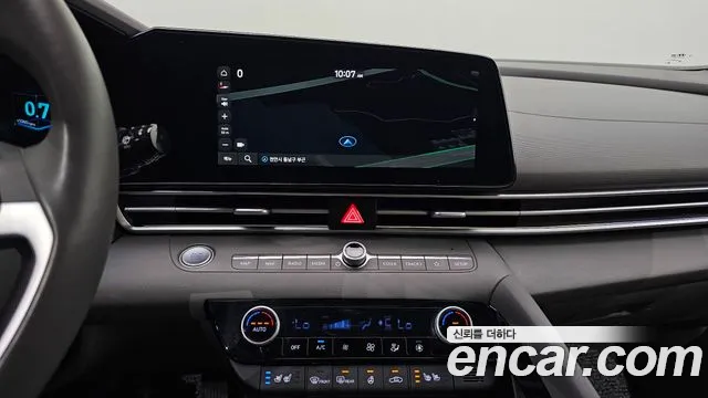 Hyundai AVANTE Avante (CN7) — Фото автомобиля 15