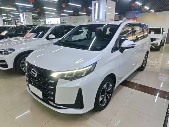 Фотография автомобиля — GAC Trumpchi M6