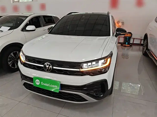 Volkswagen Tharu — Фото автомобиля 2