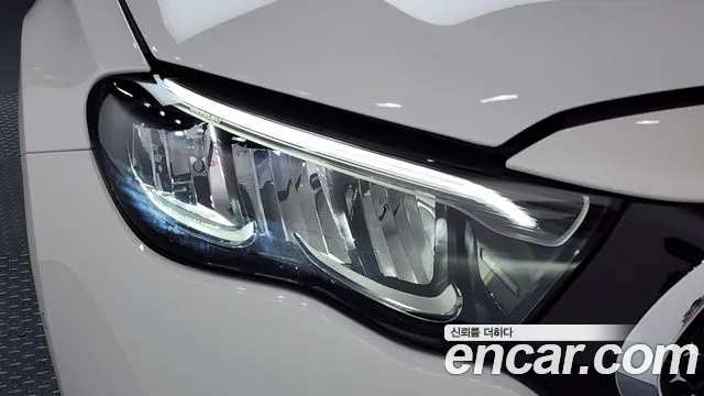 Mercedes-Benz E-Class — Фото автомобиля 22