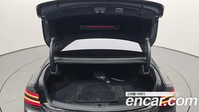 Genesis G80 RG3 — Фото автомобиля 20