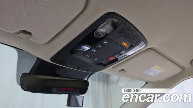 Kia Canival Carnival 4 поколение Дизель 9 мест Hi-Limousine — Фото автомобиля 17